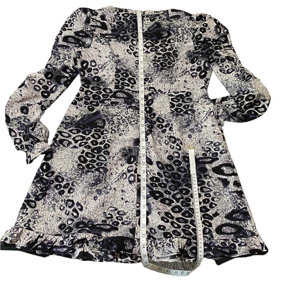 Topshop ruched mini dress in monochrome animal print like new woman’s size 10 - Picture 12 of 12